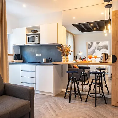 Dioniz Luxury 1 Apartament